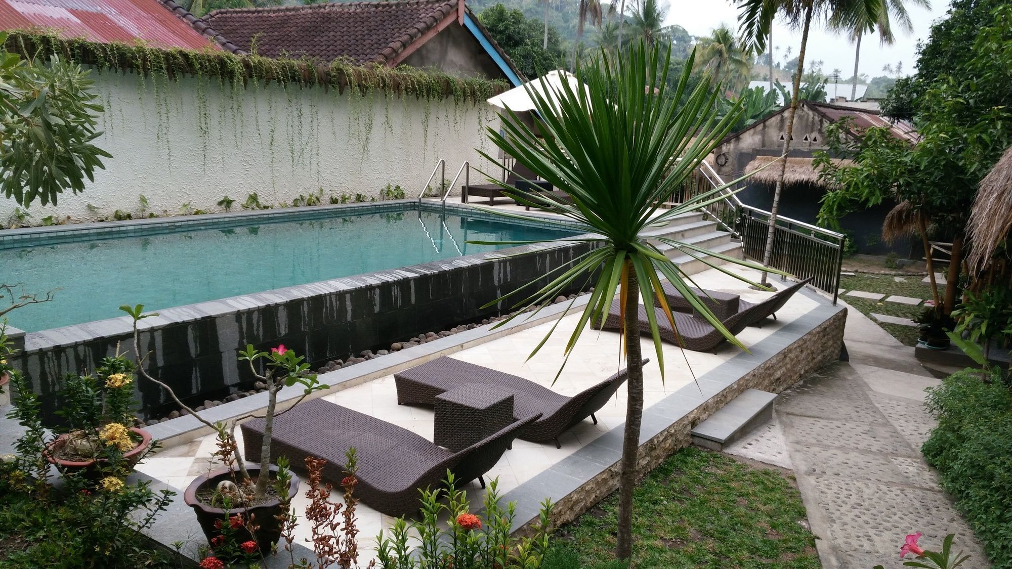 Senggigi Cottages Lombok Экстерьер фото